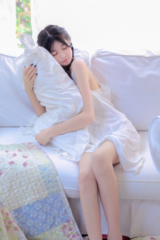 蜉蝣冷山就木
